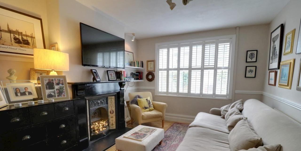 Cosy, Dog Friendly House On The Fringe Of The Brecon Beacons Villa Tredegar ภายนอก รูปภาพ